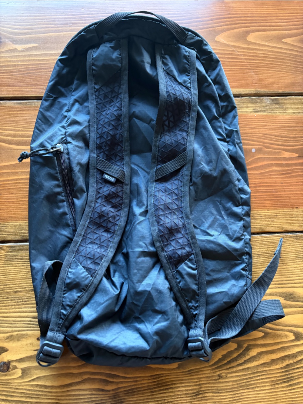 REI Black Adventure Stuff Pack - Compact Foldable Daypack - Picture 4 of 4